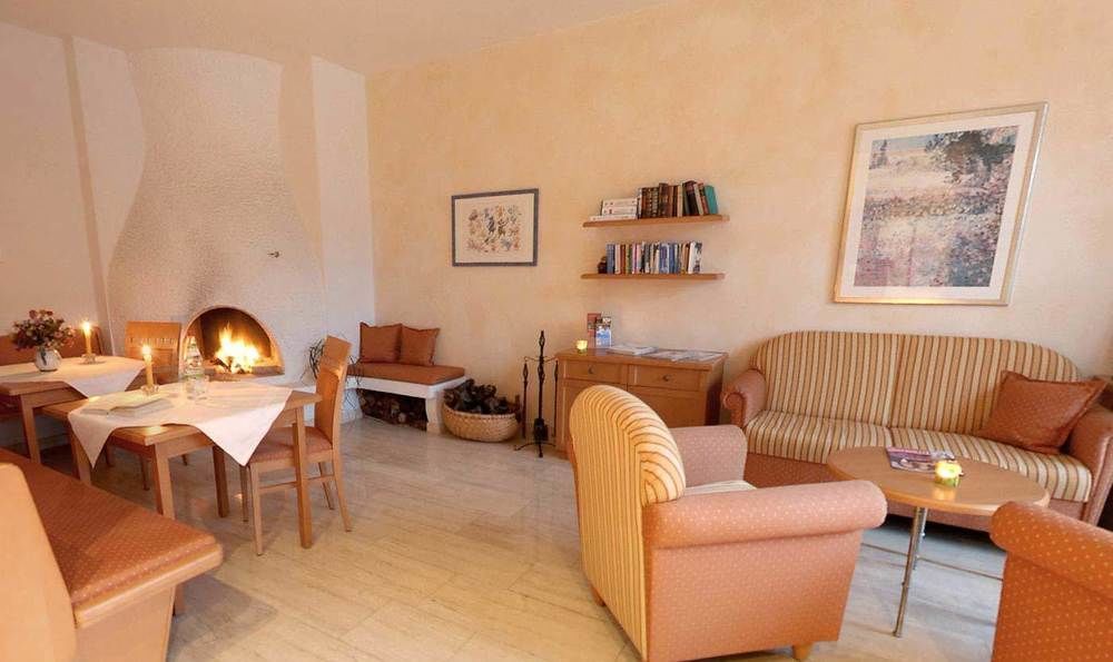 Hotel Garni Christl Бад Грисбах Екстериор снимка