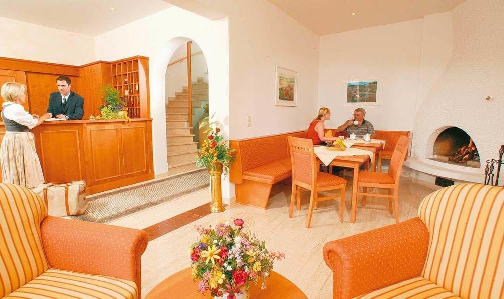 Hotel Garni Christl Бад Грисбах Екстериор снимка